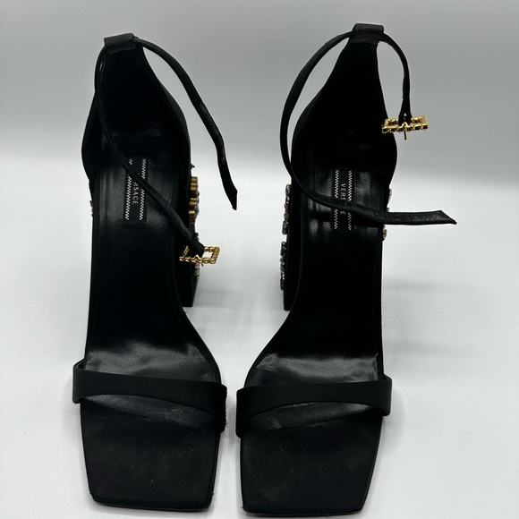 Versace Heels with Stones size 38 - Picture 4 of 10